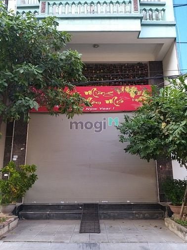 Hình ảnh Cho thuê nhà mặt phố Trung Kính, 120m2, 5T làm spa, showroom, vp