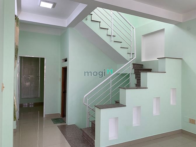 Hình ảnh Cho Thuê Nhà NC Gần Ngã 4 Thủ Đức 1T1L
