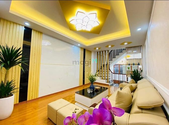Hình ảnh Hoàng Hoa Thám 49M nhỉnh 4 tỷ Quận Ba Đình Sầm uất
