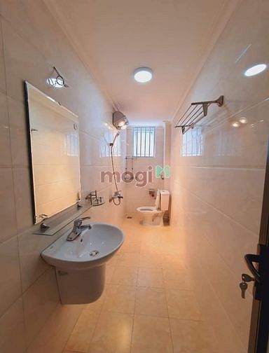 Hình ảnh Hoàng Hoa Thám 49M nhỉnh 4 tỷ Quận Ba Đình Sầm uất