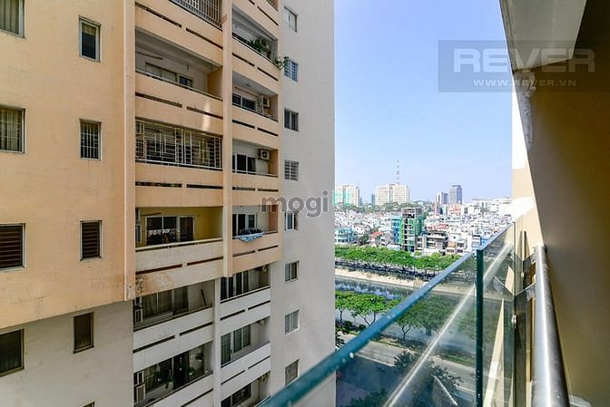 Hình ảnh Cho thuê THE GOLD VIEW - 80m 2pn 2wc