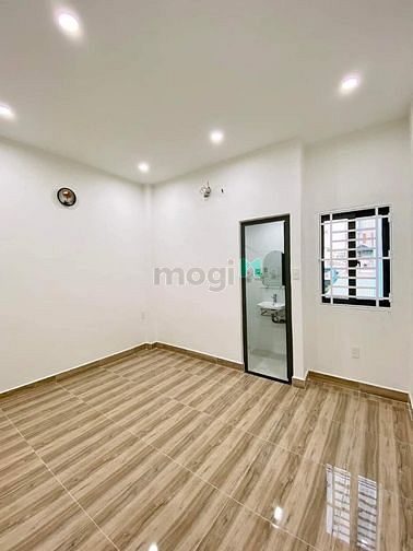 Hình ảnh Bán nhà ở D2 phường 25 Bình Thạnh, SHR, hẻm xe hơi