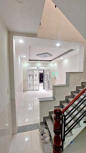 Hình ảnh Nhà ngay AEON 42m2 công nhận đủ trên sổ BÌNH TÂN
