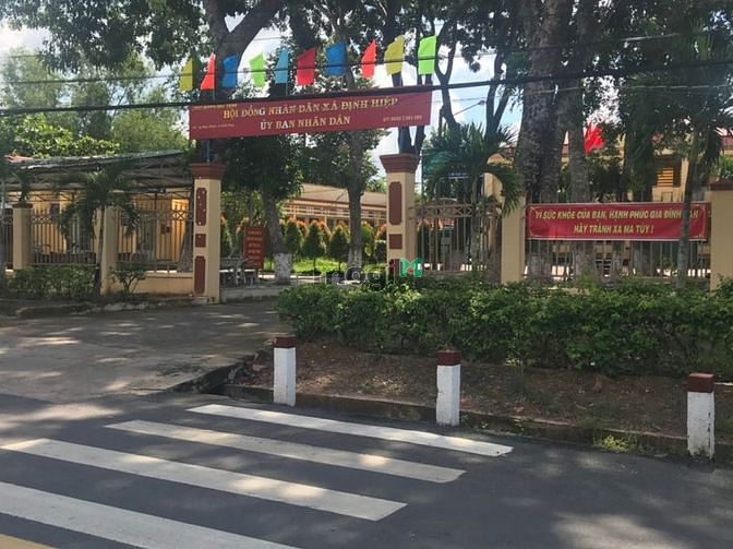 Hình ảnh Bán đất thổ cư 2 mặt tiền giá thương lượng