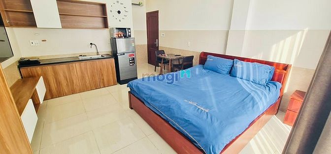 Hình ảnh Siêu Phẩm CH balcon view Landmark có dịch vụ dọn phòng