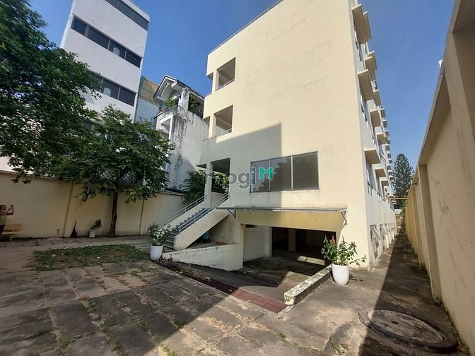 Hình ảnh 1562m2, 2 Toà 2 Hầm, 4 lầu Thang Máy, 2 MT Trước Sau Phạm Văn Chiêu