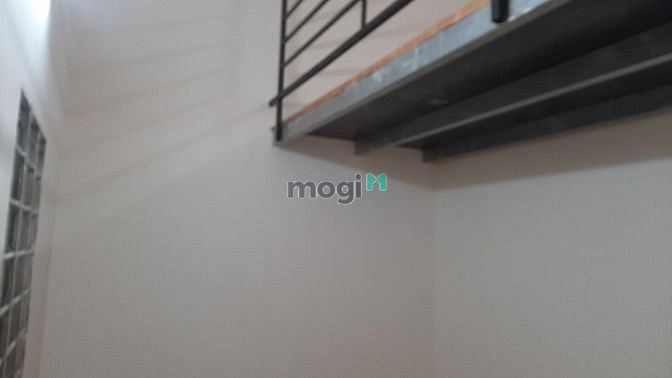 Hình ảnh Phòng mới xây, 1 trệt 12m2+ 1 gác 8m2. có MÁY LẠNH.
