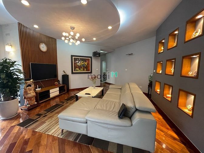 Hình ảnh Bán chung cư Vườn Đào 126m2 giá 5 tỷ nội thất sịn sò tầng 12 hướng đẹp