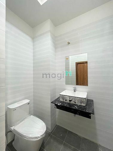Hình ảnh STUDIO Full nội thất - hầm xe, thang máy - giờ giấc tự do, nhà mới xây