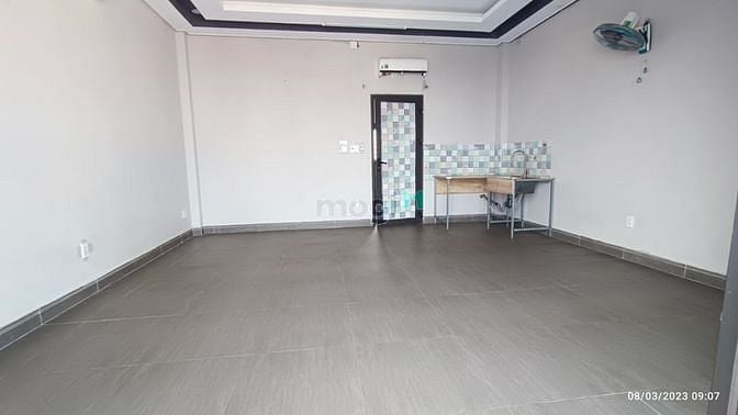 Hình ảnh Cho thuê Phòng ban công mát mẻ gần Mã Lò, giá 3tr