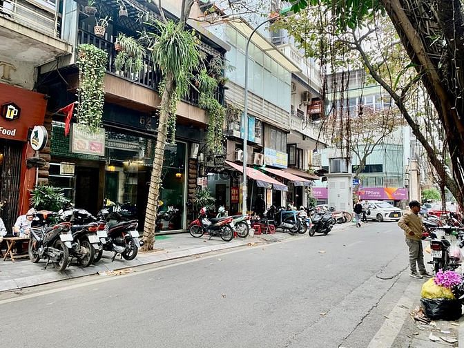 Hình ảnh Bán Mảnh Đất Mặt Phố Trung Liệt, SĐCC 142m2. Kinh doanh Sầm Uất