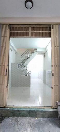 Hình ảnh 3 tỷ 3 - Nhà PHAN VĂN TRỊ - Bình Thạnh - 3 tầng , 3pn - 3 gác đến cửa