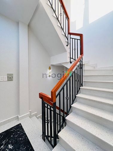 Hình ảnh CHDV mới khai trương ở Tân Bình. Full Nội Thất. Rộng 40m2