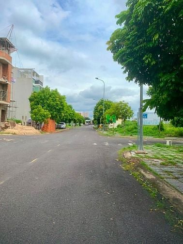 Hình ảnh Thanh lý lô đất mặt tiền Dương Đình Hội, Phước Long B, Quận 9, DT 80m2