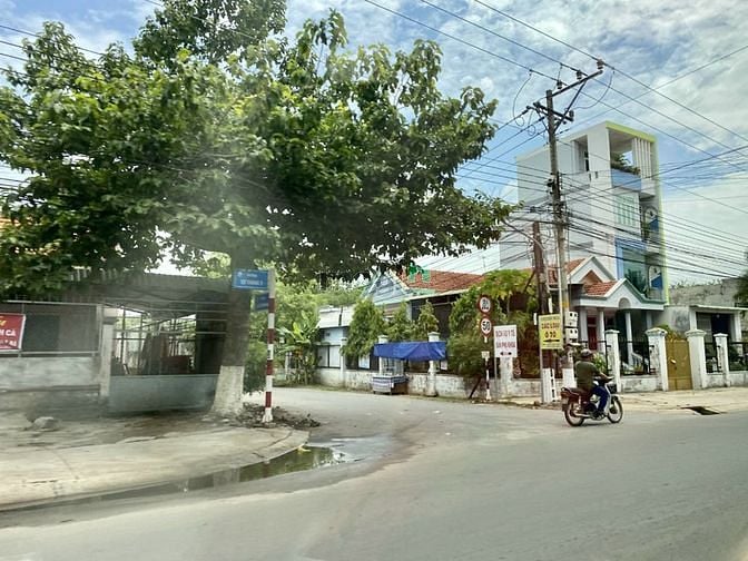 Hình ảnh Chủ đất cần vốn bán lô 210m2 1ty3 sổ hồng riêng