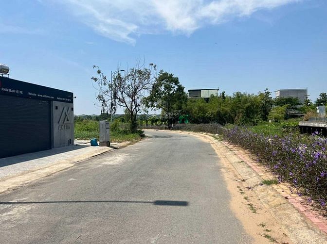 Hình ảnh Tôi cần bán 450m2 đất sát QL 13 + ngay chợ, KCN giá 890tr.