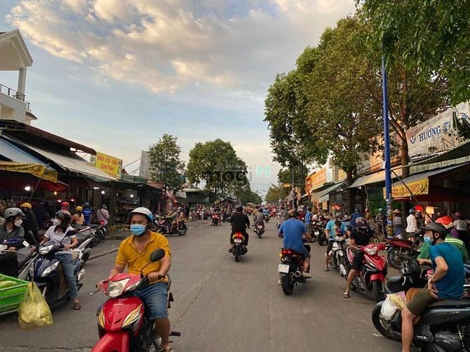 Hình ảnh bán nhanh lô đất ngay chợ, sổ hồng riêng, mỹ phước 3