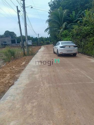 Hình ảnh Anh em cần bán gấp lô đất do kẹt tiền