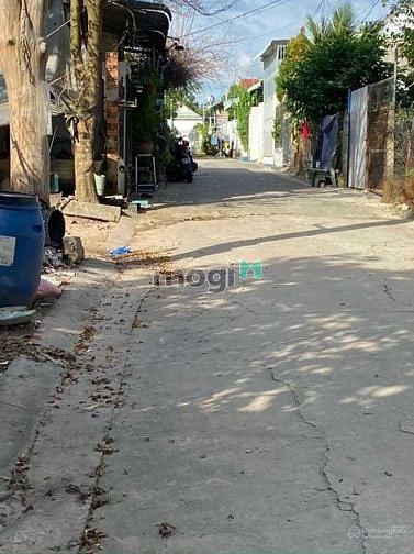 Hình ảnh Cẩn bán gấp lô đất 100m² ngay khu 4 Tân Định, Bến Cát kế khu đô thị Th