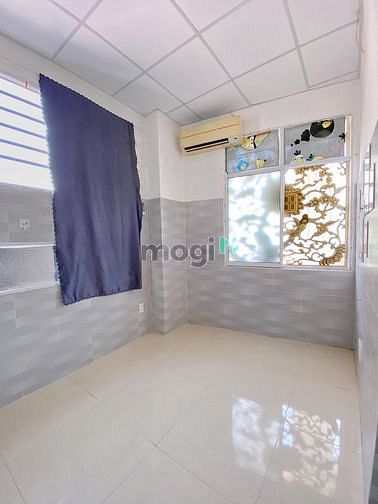 Hình ảnh Phòng sẵn máy lạnh ngay Aeon Tân Phú
