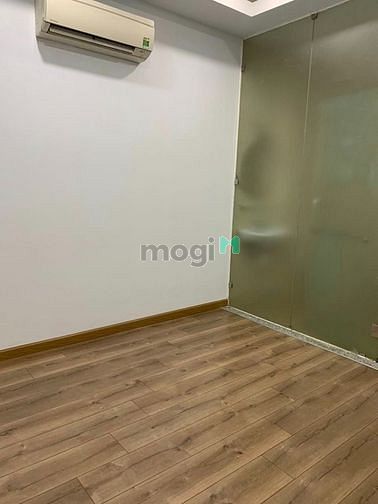 Hình ảnh Nhà 3 tầng 33m2 hẻm 1 sẹc, gần tòa nhà E-Town Cộng Hòa, 2 PN – 2 WC