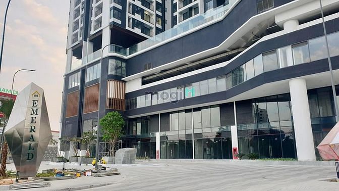 Hình ảnh căn The Emerald Golf View 2PN1WC full nội thất giá gốc 2,85tỷ còn 2,5t