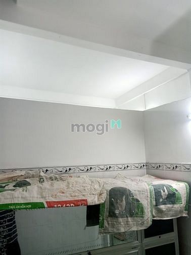 Hình ảnh Kẹt tiền bán gấp nhà cấp 4 kiêng cố, hẻm thông