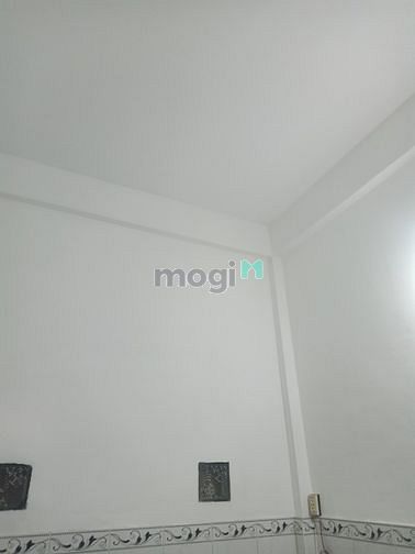 Hình ảnh Kẹt tiền bán gấp nhà cấp 4 kiêng cố, hẻm thông