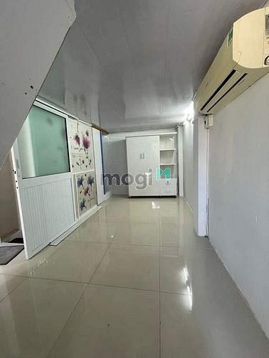 Hình ảnh 3 Tầng 2pn 2wc dt: 3x5 Quận 3, 2ty4