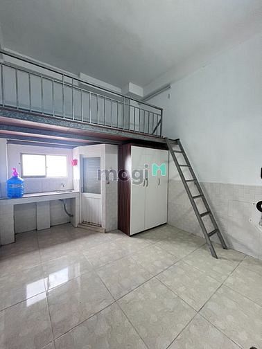 Hình ảnh Phòng gác lửng cửa sổ thoáng mát Tên lửa 25m2 gần bến xe miền tây