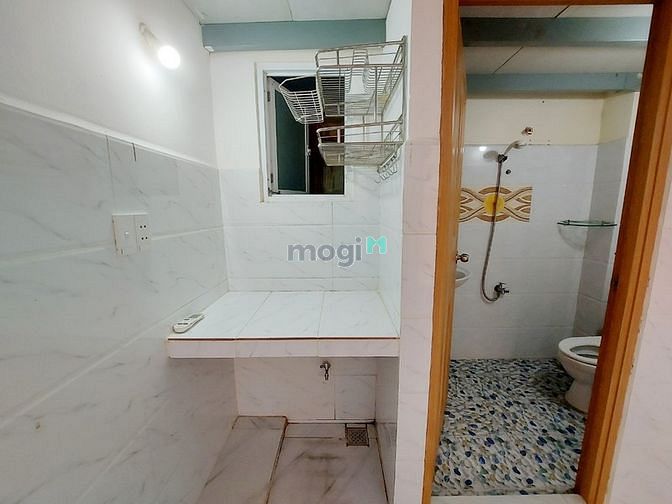 Hình ảnh Phòng trọ có gác, máy lạnh gần kcx q7