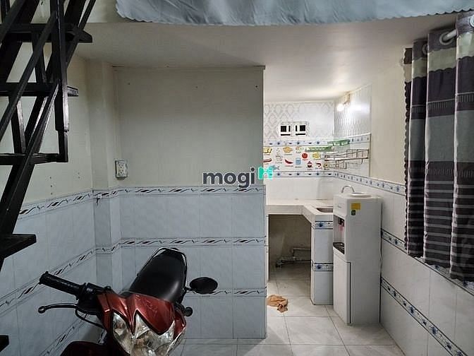 Hình ảnh Cần cho thuê mặt bằng 3x10m có gác lửng