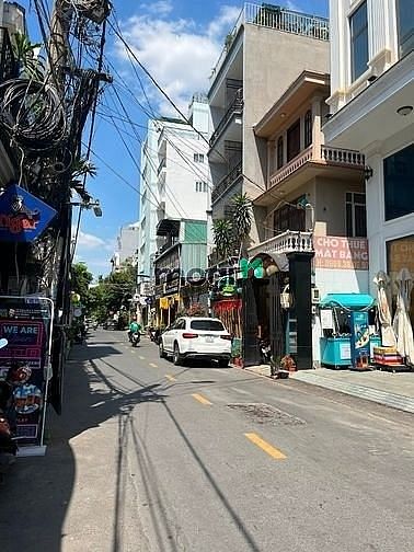 Hình ảnh Cần cho thuê mặt bằng 3x10m có gác lửng