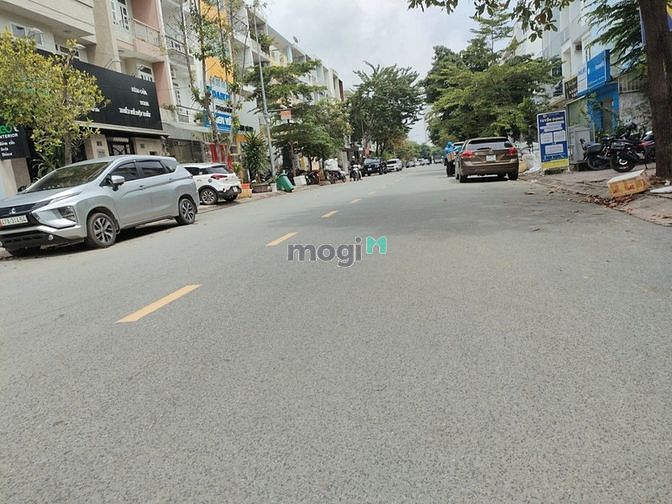 Hình ảnh Bán khách sạn 4 tầng - TT phường An Phú - Quận 2.