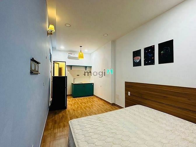 Hình ảnh Chdv 1pn đầy đủ tiện ích ngay tại Hoàng Hoa Thám