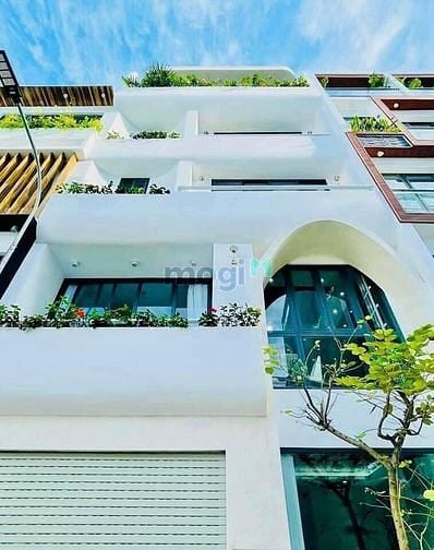 Hình ảnh Siêu phẩm nhà đẹp CÓ THANG MÁY, HỒ BƠI.