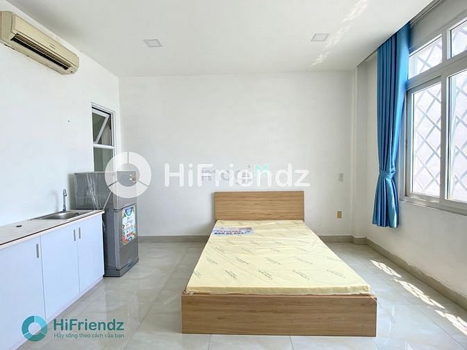 Hình ảnh Phòng mới full nội thất cửa sổ lớn