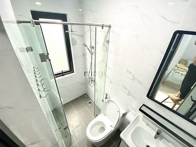 Hình ảnh Cho thuê Căn Hộ Lung Linh balcon ngay Điện Biên Phủ