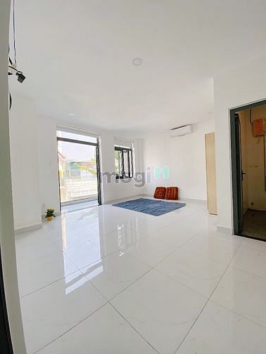 Hình ảnh Studio ban công full nội thất rộng 30m2 - gần Etown và Aeon Tân Phú