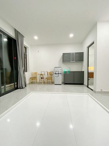Hình ảnh Studio ban công full nội thất rộng 30m2 - gần Etown và Aeon Tân Phú