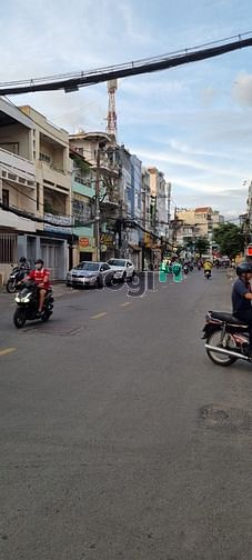Hình ảnh Bán nhà HXH đường Thăng Long, P4, Q Tân Bình (5*20m)