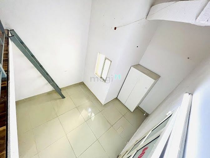 Hình ảnh CHDV full nội thất Bình Giã, cửa sổ, vân tay, thang máy, kệ bếp