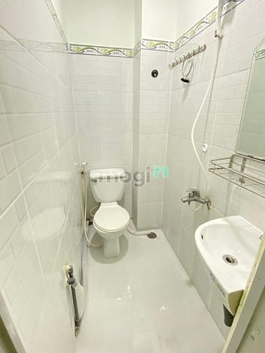 Hình ảnh Cho thuê CHDV quận 1 Cạnh Bùi Viện