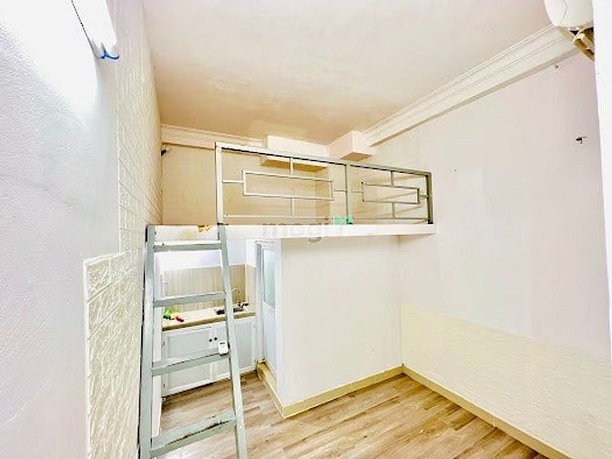 Hình ảnh CHDV đầy đủ nội thất, kệ bếp, có gác, ban công, thang máy