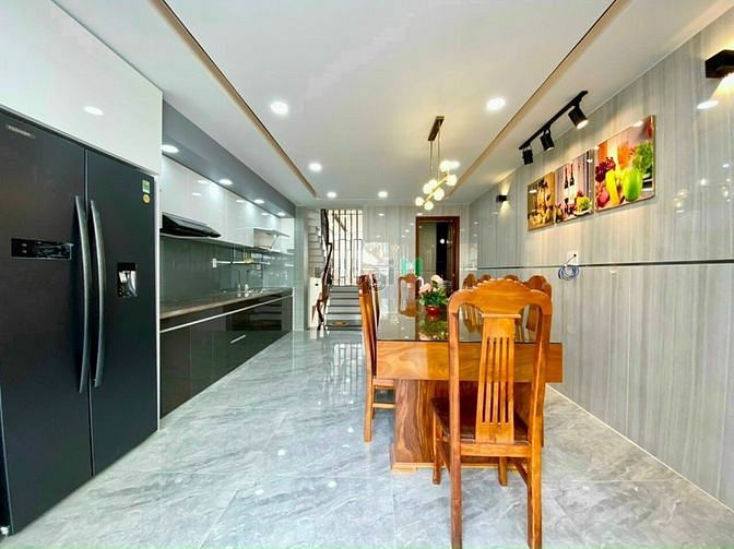 Hình ảnh Cho thuê Nhà Như Hình - Phạm Văn Chiêu Có thang Máy