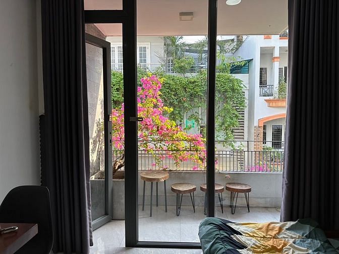 Hình ảnh Mb6623 nạp rút nhanh chóng 40m2 ban công lớn thoáng mát quận Bình Thạnh