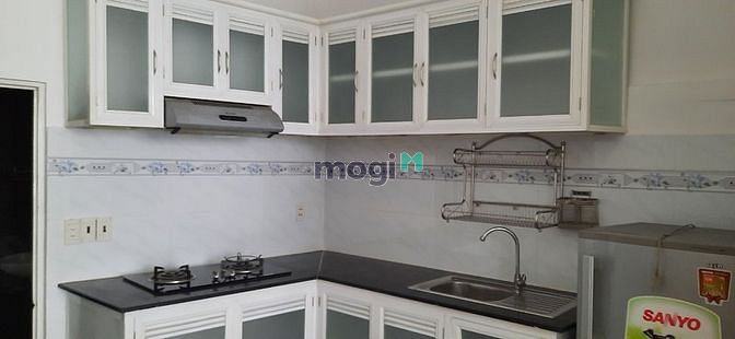 Hình ảnh Cho thuê nhà full nội thất, đường Vĩnh Hội, Quận 4