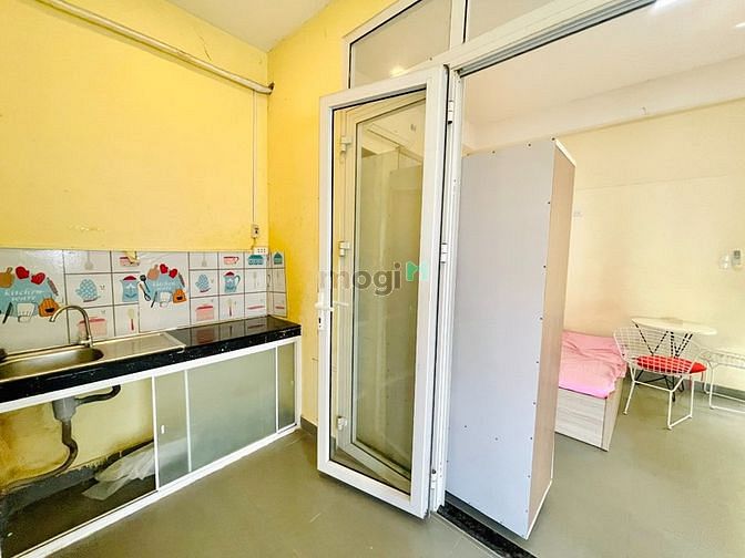 Hình ảnh Căn Hộ 1PN Ban Công Siêu Bự Gần Sân Bay