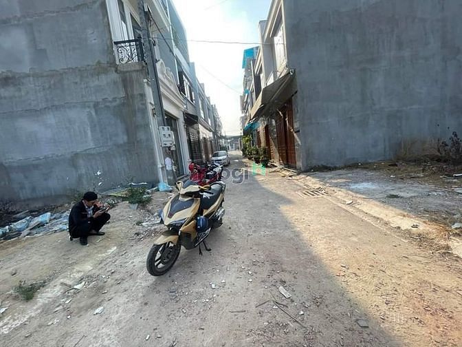 Hình ảnh Bán 253m2 đất gần nhà thờ xuân trà giá 2.5 tỷ quá rẻ