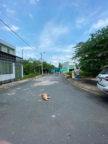Hình ảnh Bán lô đất góc 2MT P. Long Phước - Q9 - HCM